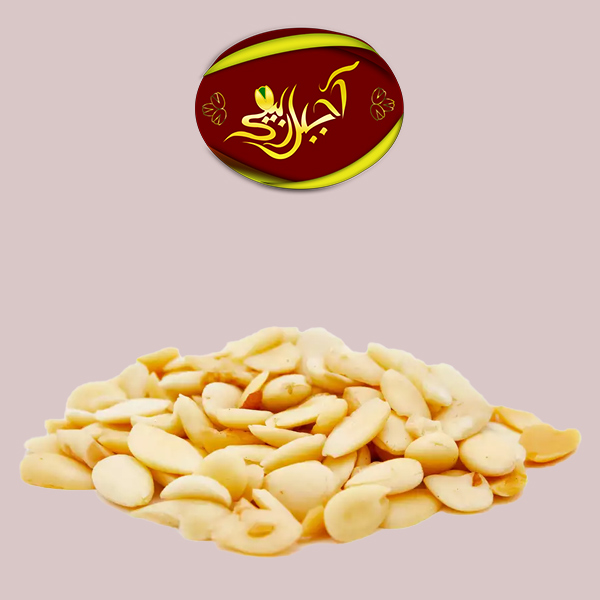 مغز زردآلو 