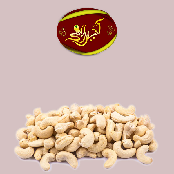بادام هندی خام